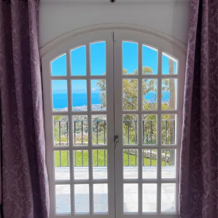 Pureza Bed & Breakfast